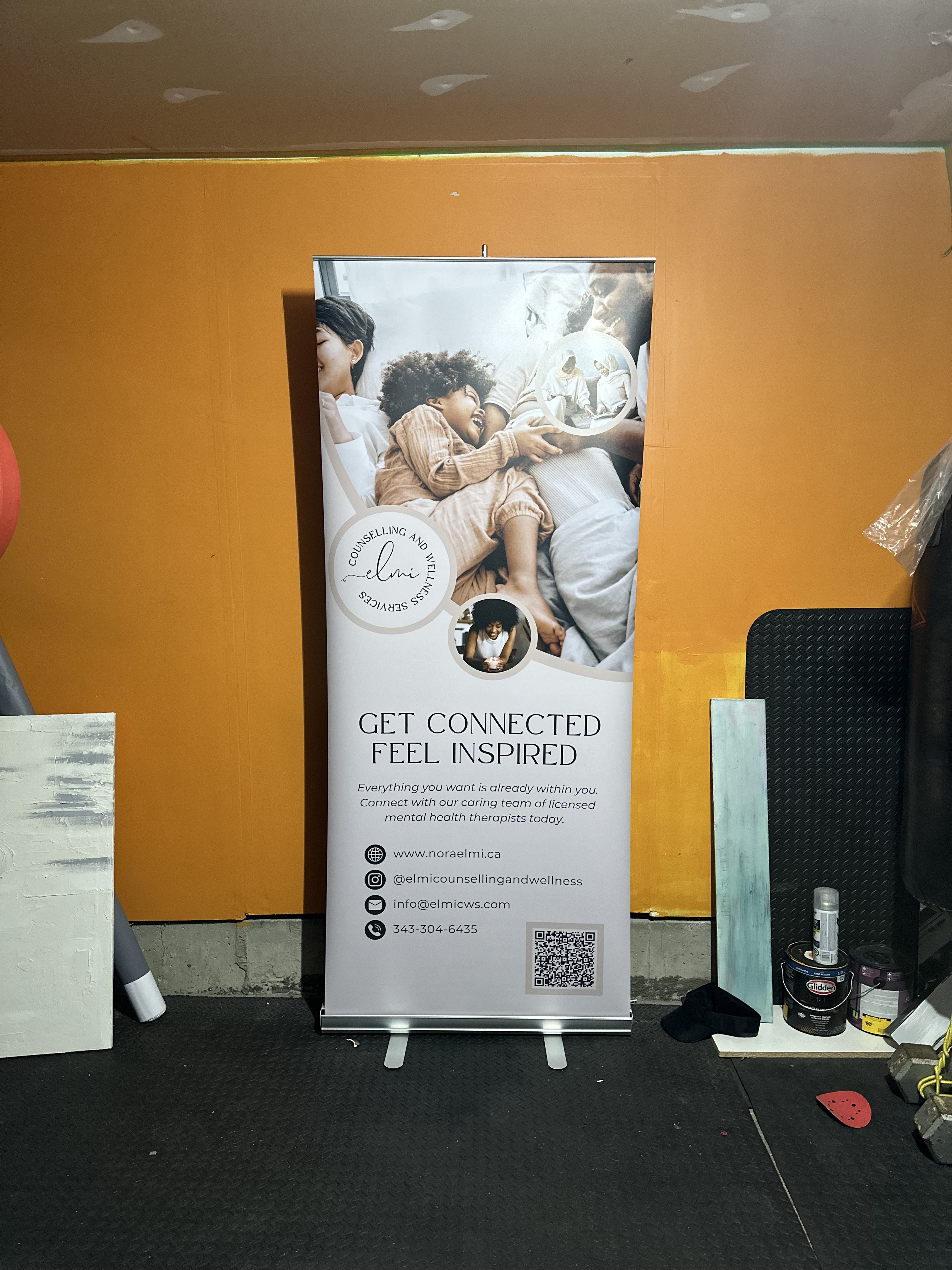 Roll-up banner print display